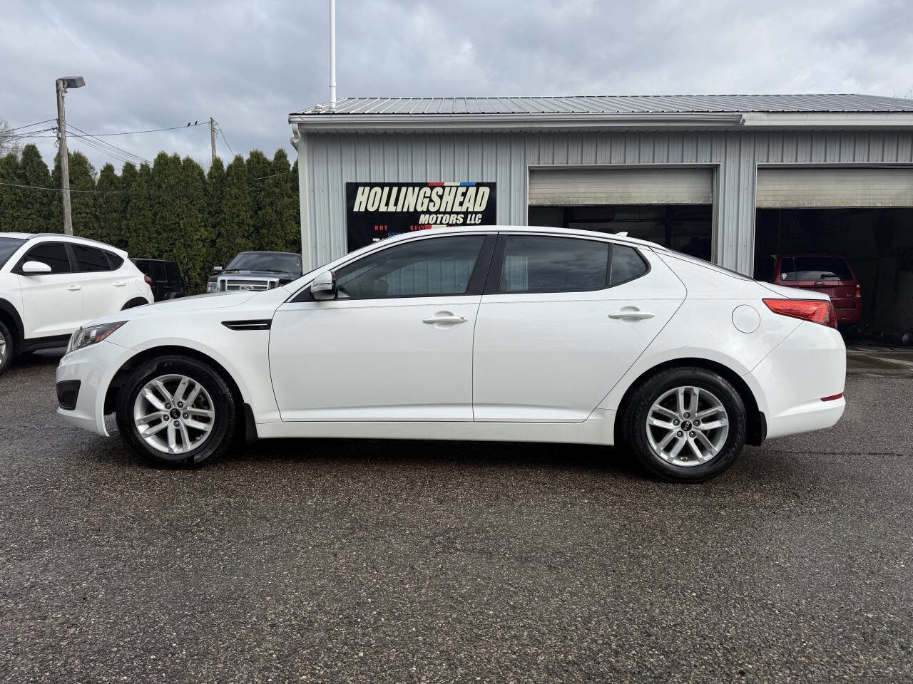 Used 2011 Kia Optima LX w/ Convenience Pkg FWD image 5