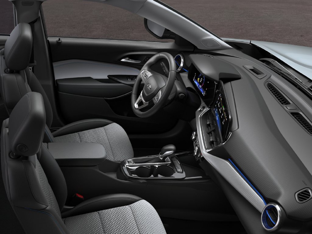 New 2026 Chevrolet Trax LT w/ Midnight Edition FWD image 11