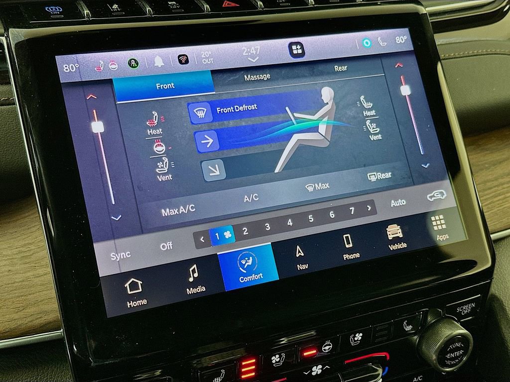 Used 2022 Jeep Grand Cherokee Summit w/ Luxury Tech Group V image 21