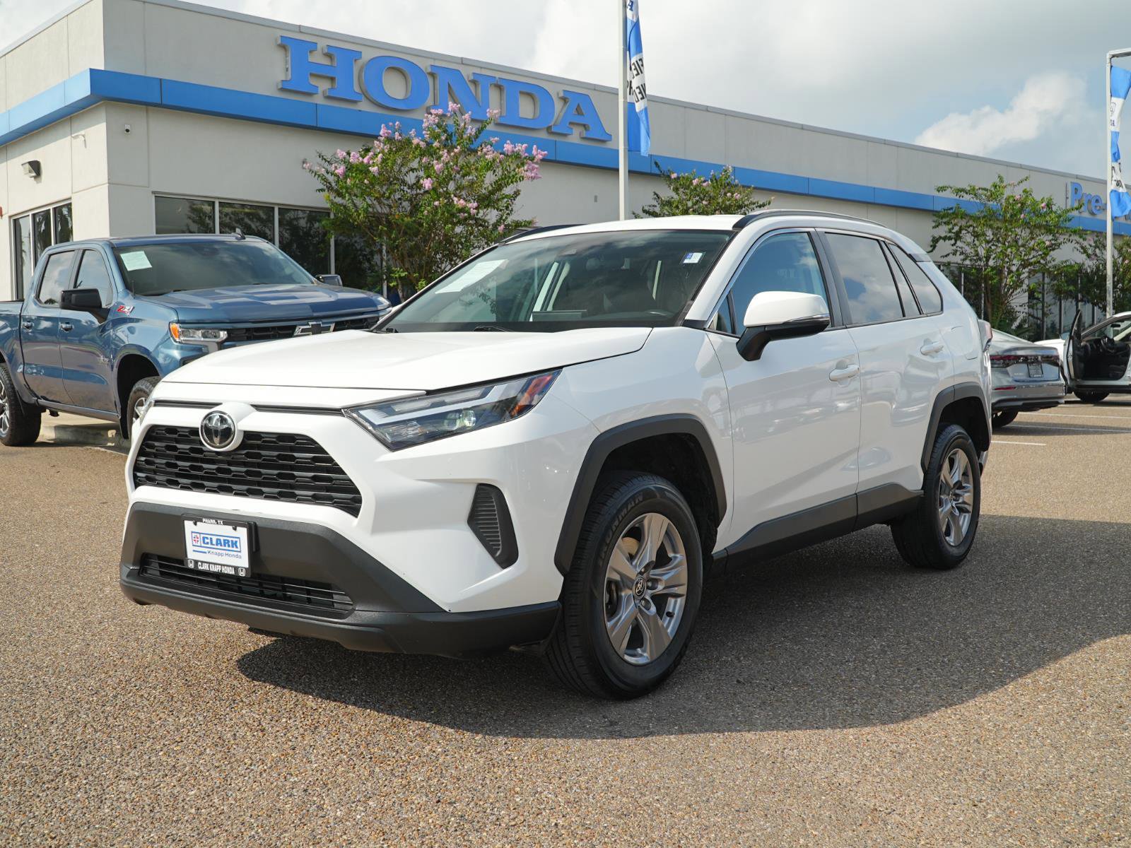 Used 2022 Toyota RAV4 XLE