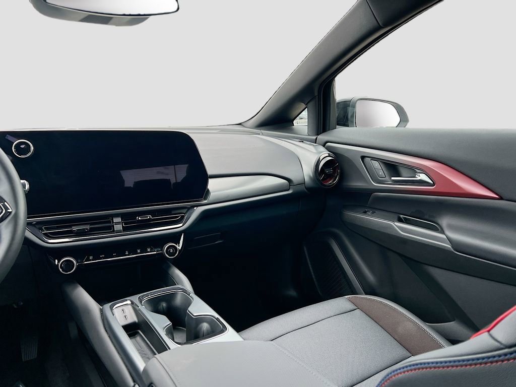 Used 2025 Chevrolet Equinox EV RS image 22