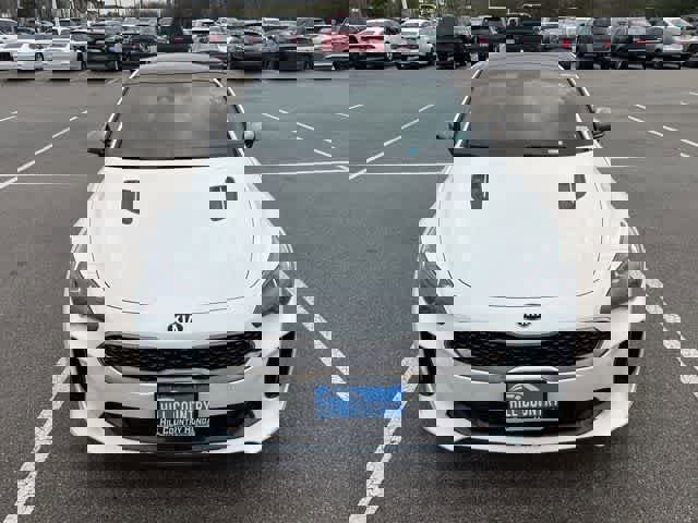 Used 2021 Kia Stinger GT1 image 8