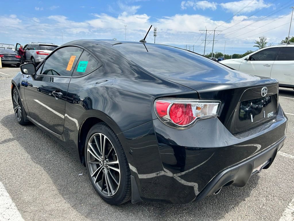 Used 2014 Scion FR-S RWD image 2
