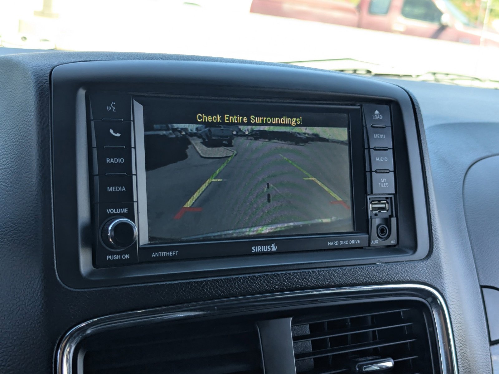 Used 2017 Dodge Grand Caravan SXT w/ Driver Convenience Group FWD image 23