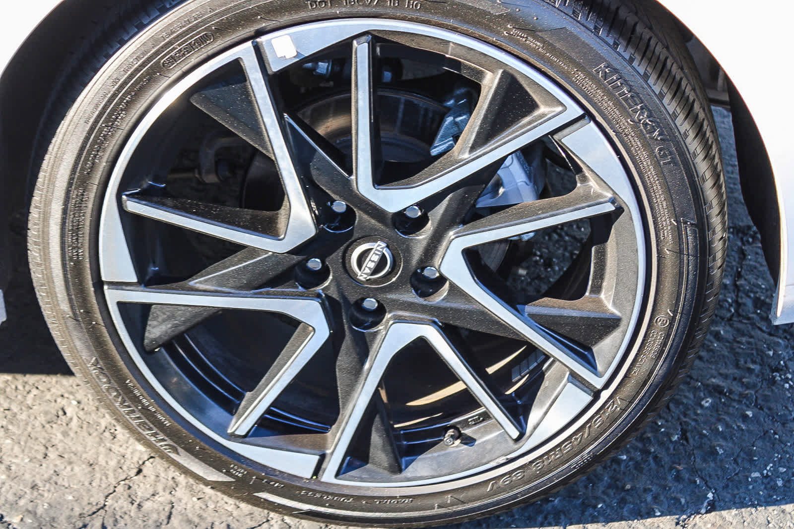 Used 2024 Nissan Sentra SR image 11