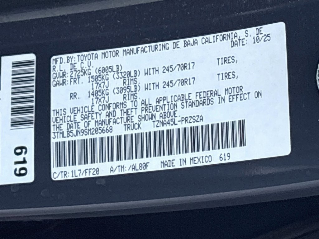 Used 2025 Toyota Tacoma SR5 AWD/4WD image 34