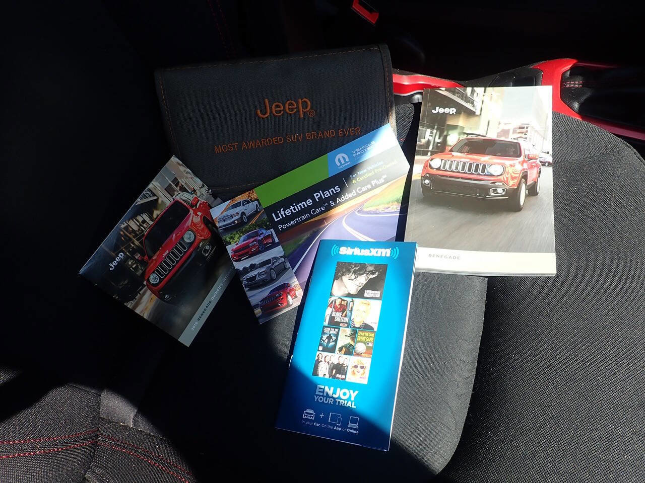 Used 2016 Jeep Renegade Trailhawk w/ Cold Weather Group image 2