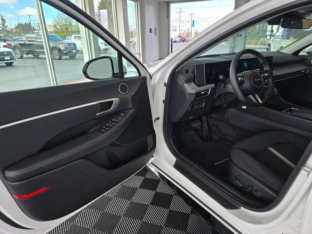New 2026 Hyundai Sonata SEL AWD/4WD image 29