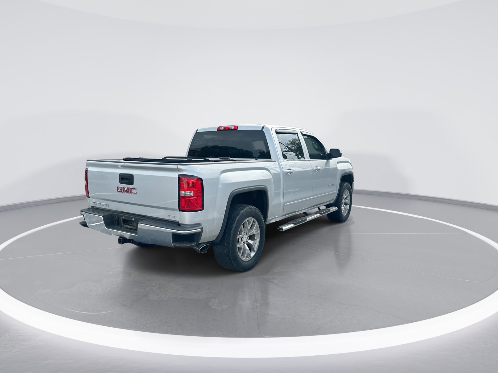 Used 2015 GMC Sierra 1500 SLE w/ SLE Value Package RWD image 9
