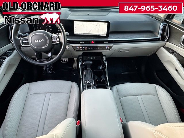 Used 2025 Kia Sorento SX AWD/4WD image 15