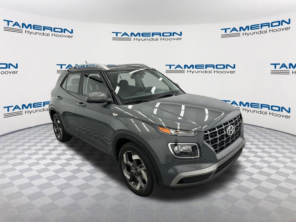 Used 2026 Hyundai Venue SEL FWD image 7