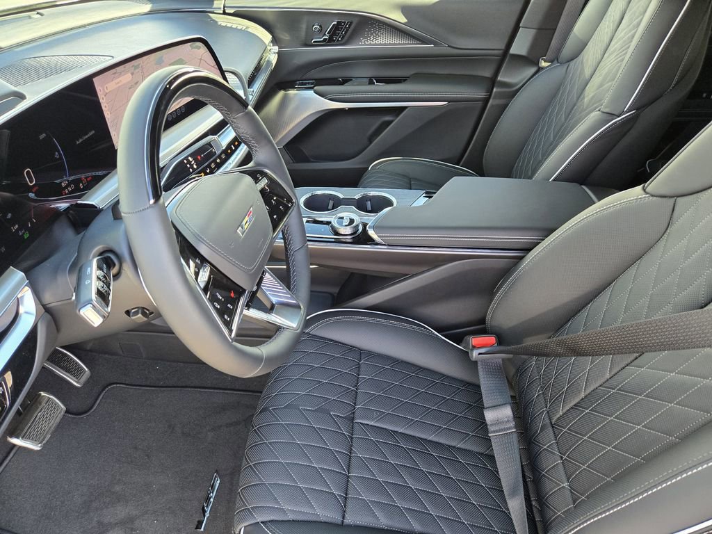 New 2026 Cadillac Lyriq V AWD/4WD image 7