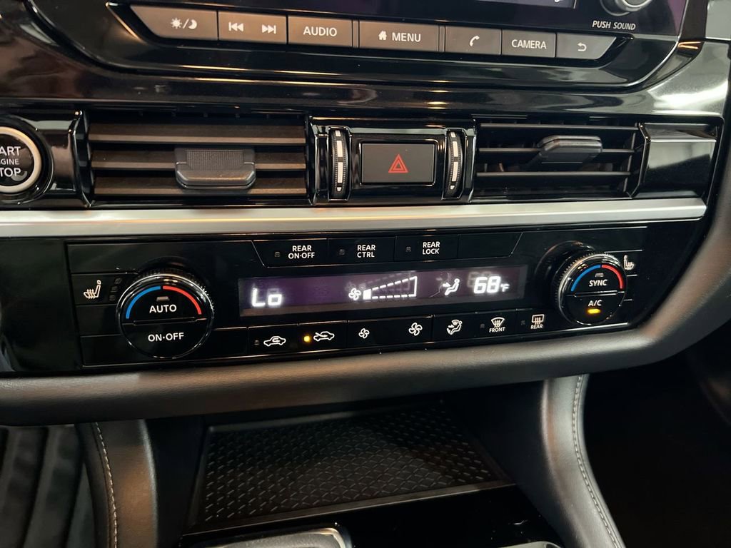 Used 2023 Nissan Pathfinder SV FWD image 12