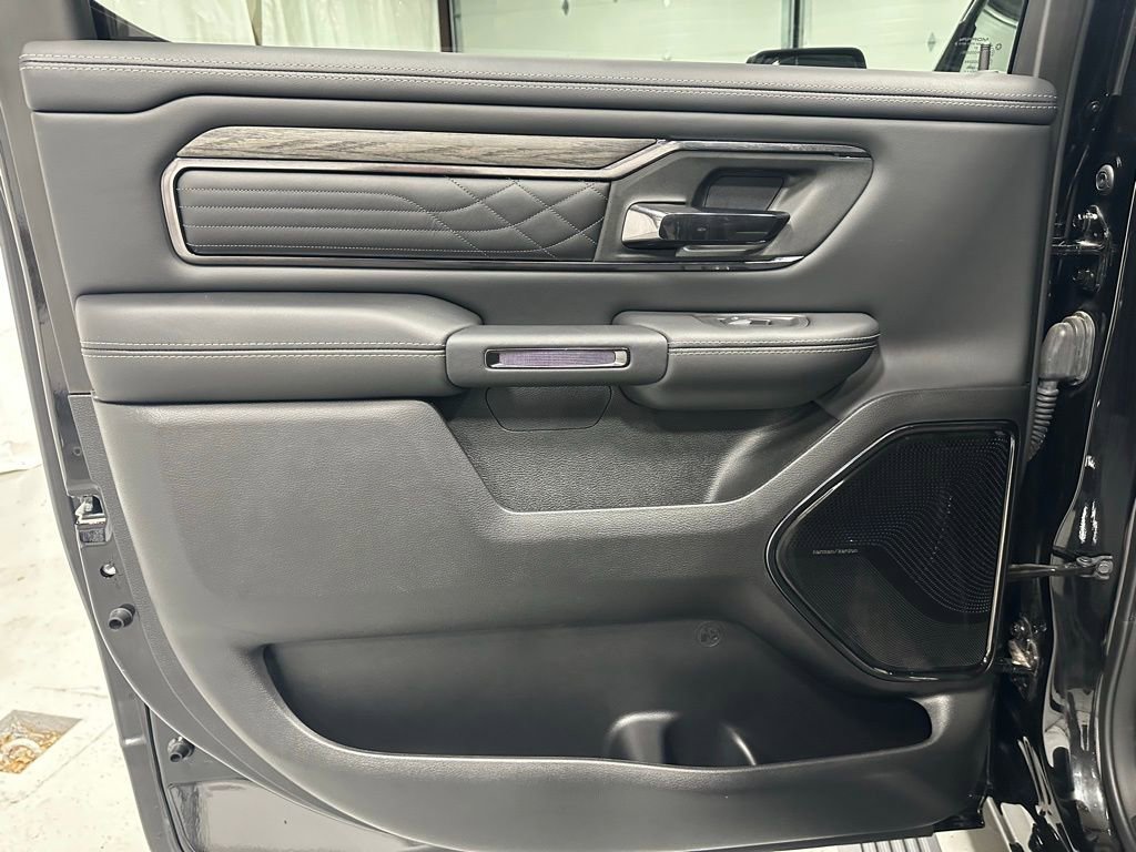 Used 2025 RAM 1500 Limited image 40
