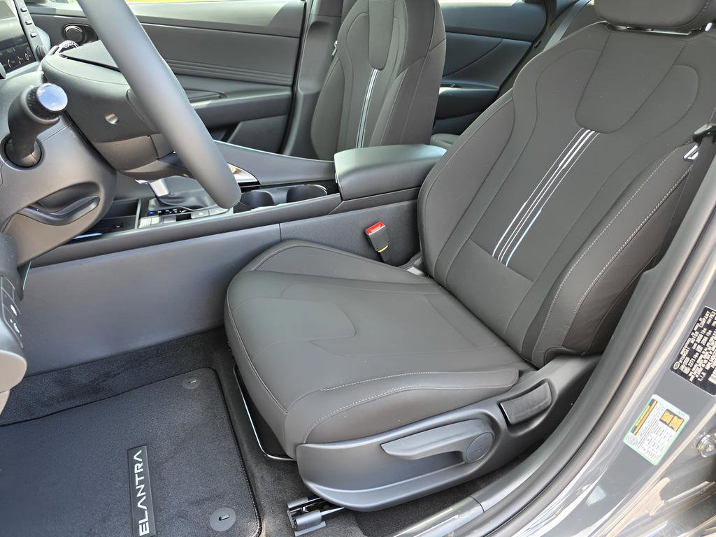 New 2026 Hyundai Elantra SEL Sport image 14