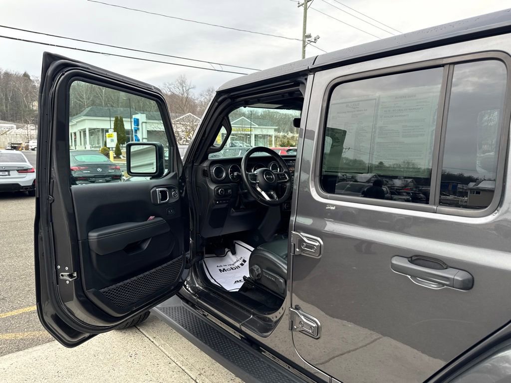 Used 2023 Jeep Wrangler Unlimited Sahara w/ Cold Weather Group image 10