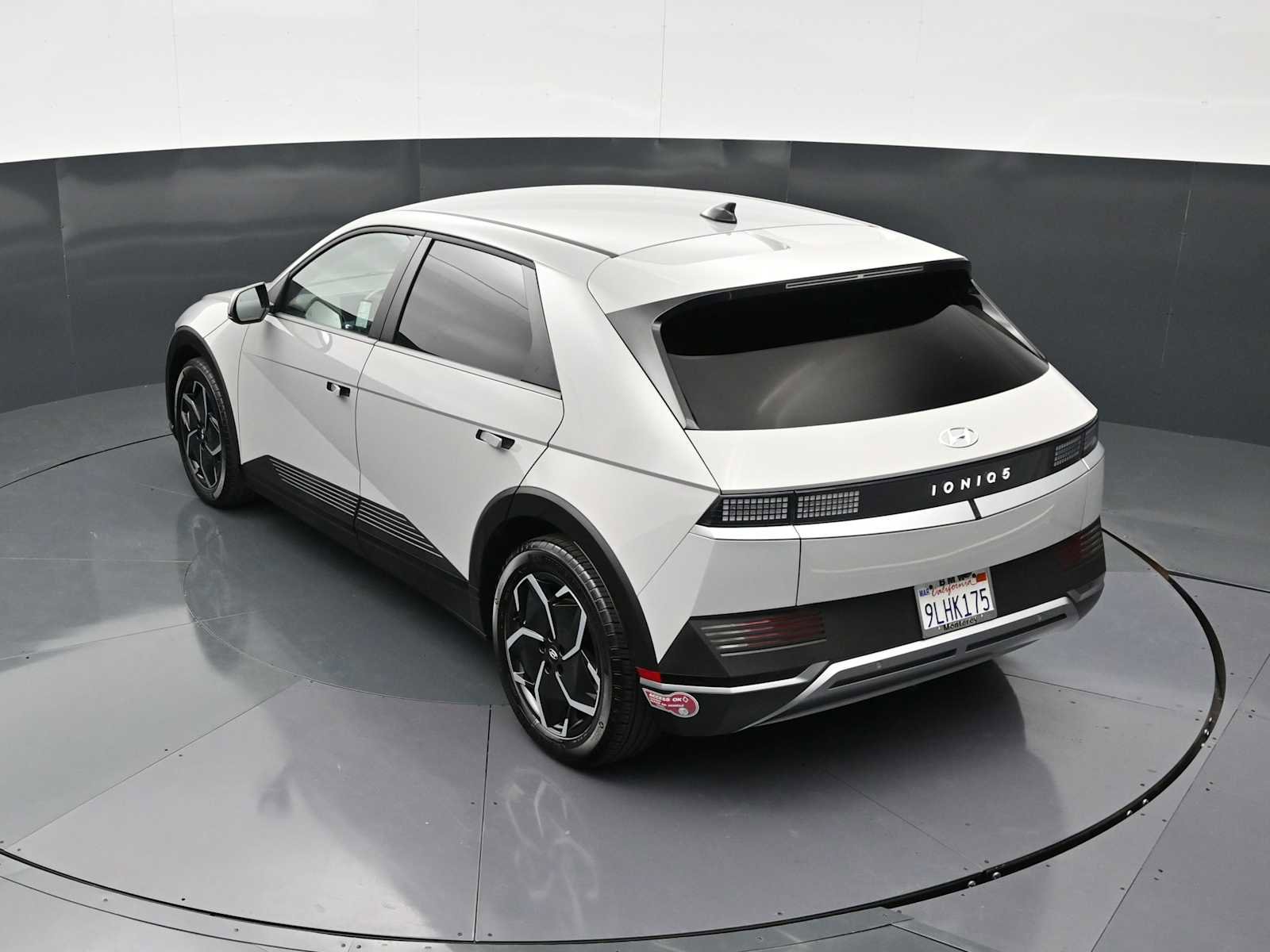 Used 2024 Hyundai Ioniq 5 SEL image 22