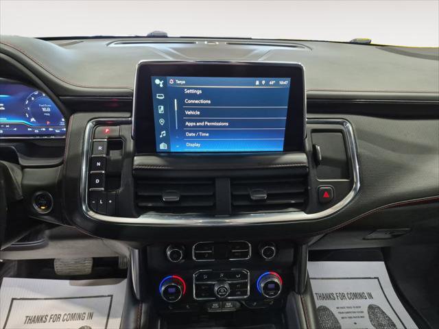 Used 2022 Chevrolet Suburban RST w/ Luxury Package image 21