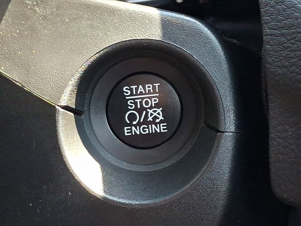 Used 2019 Jeep Compass Limited image 22