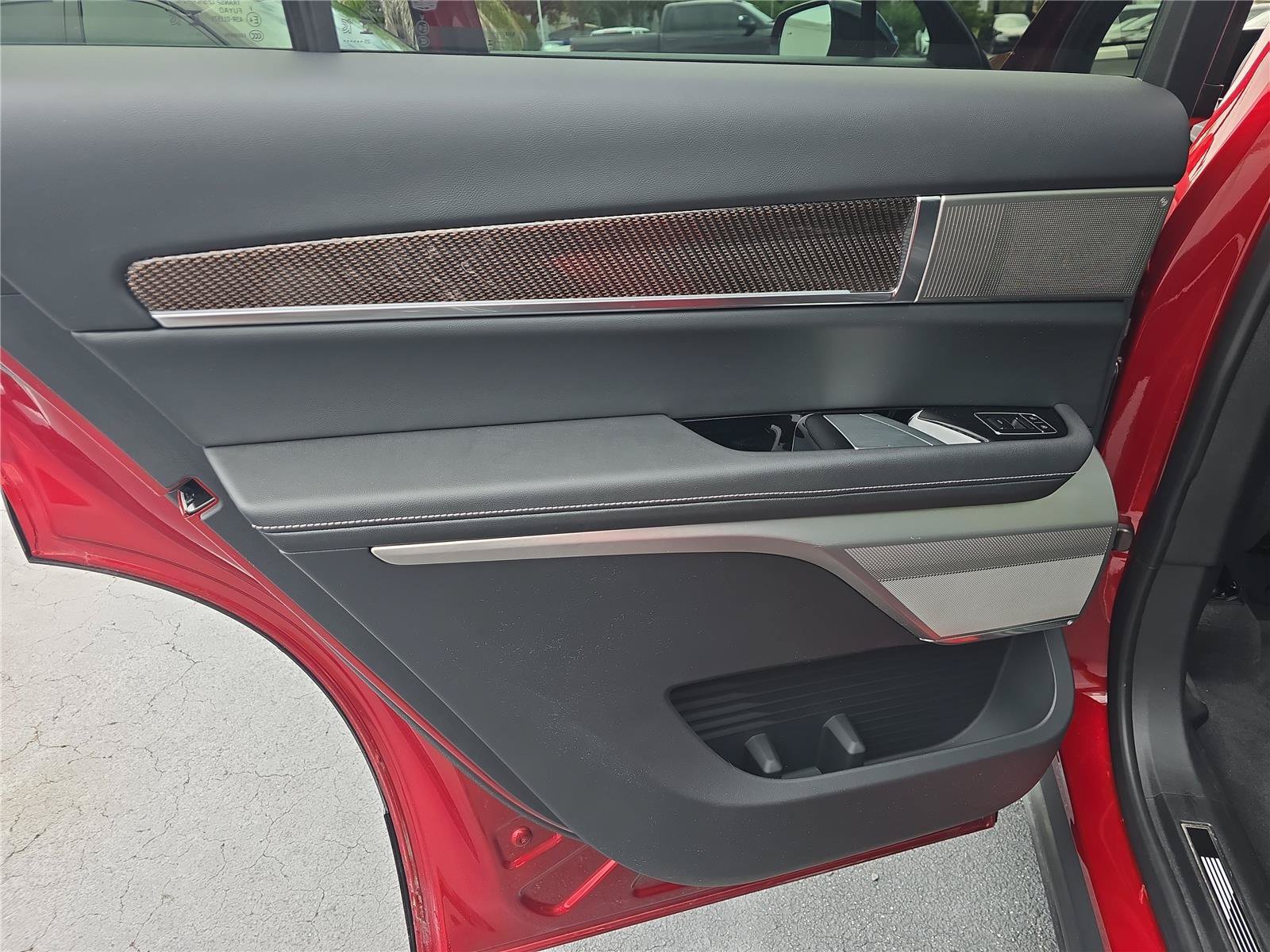 Used 2026 Cadillac Vistiq Sport w/ LPO, Floor Liner Package AWD/4WD image 11