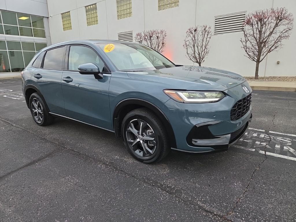 Used 2025 Honda HR-V EX-L image 4