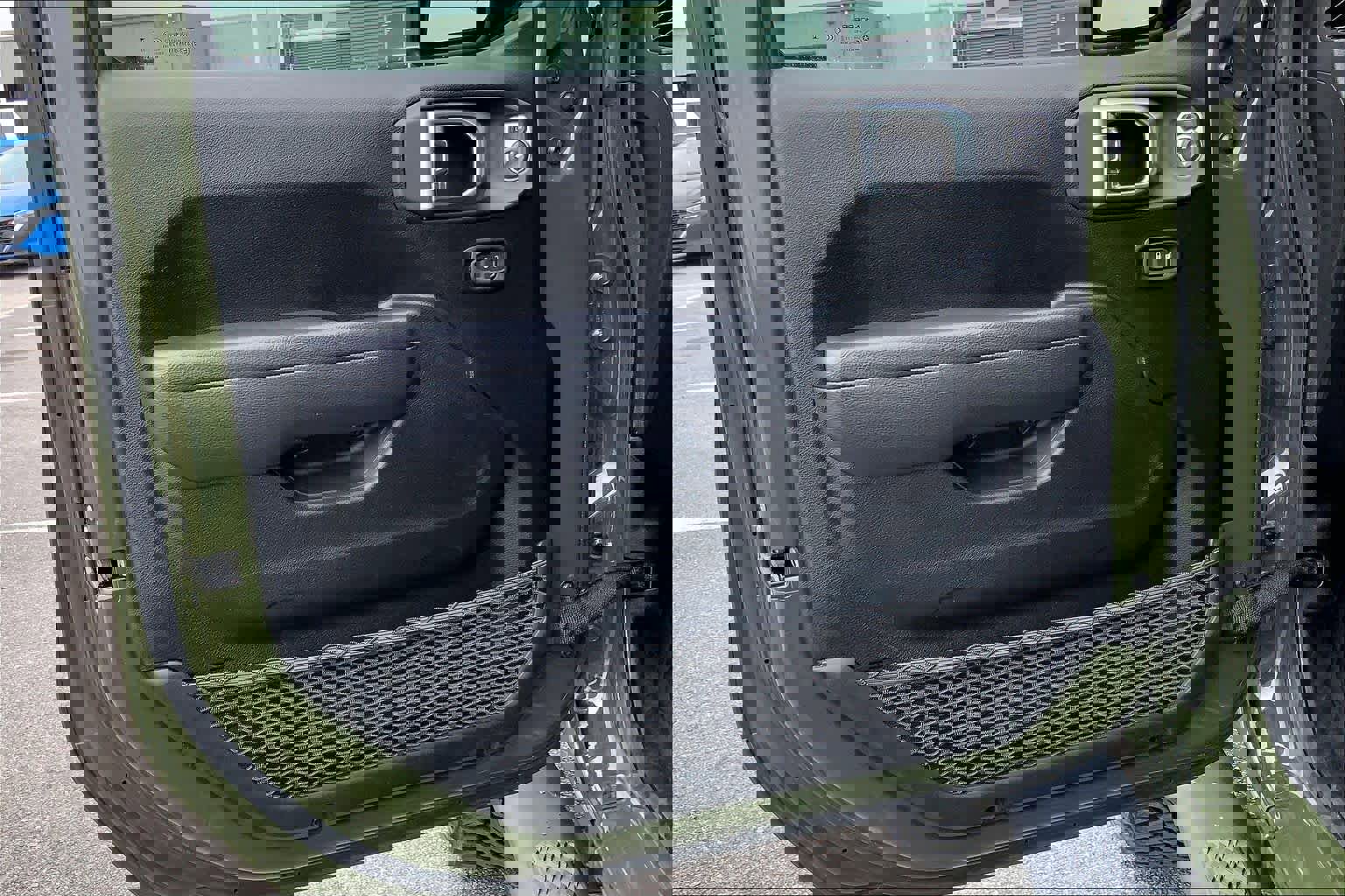 Used 2023 Jeep Gladiator Sport image 21