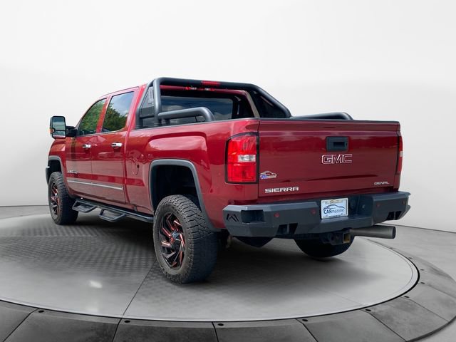 Used 2019 GMC Sierra 2500 Denali w/ Duramax Plus Package AWD/4WD image 3