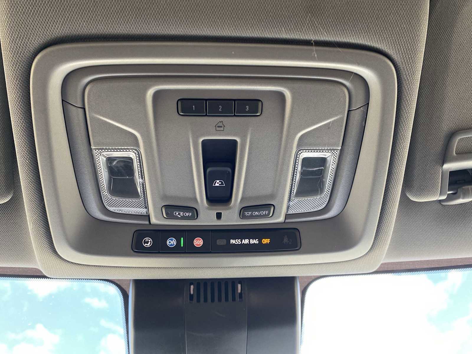 Used 2024 Chevrolet Silverado 1500 LT Trail Boss w/ Convenience Package II AWD/4WD image 27