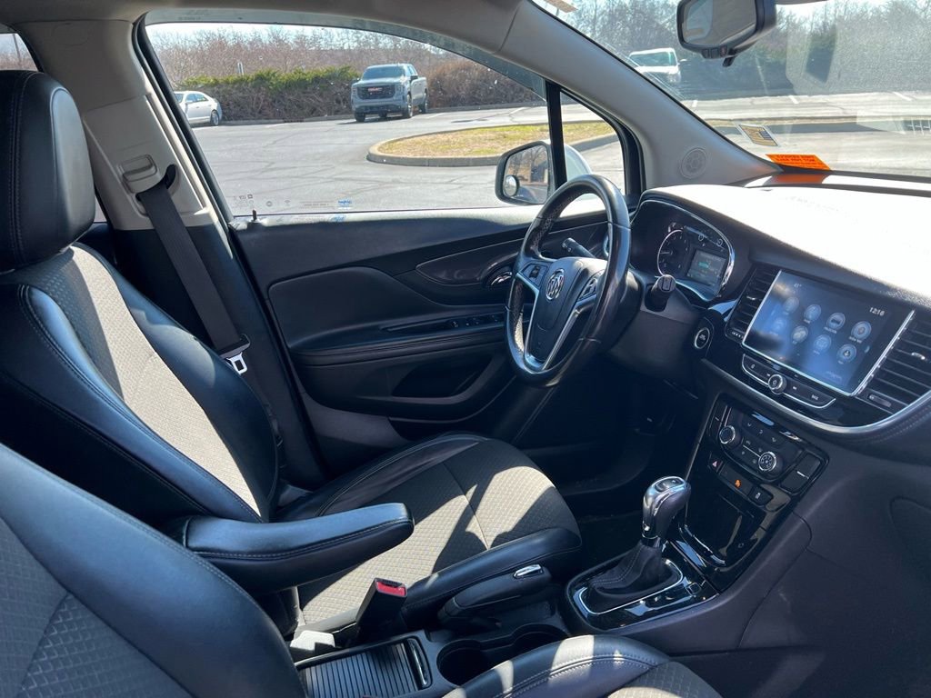 Used 2019 Buick Encore Preferred image 9