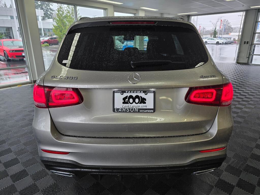 Used 2022 Mercedes-Benz GLC 300 4MATIC image 5