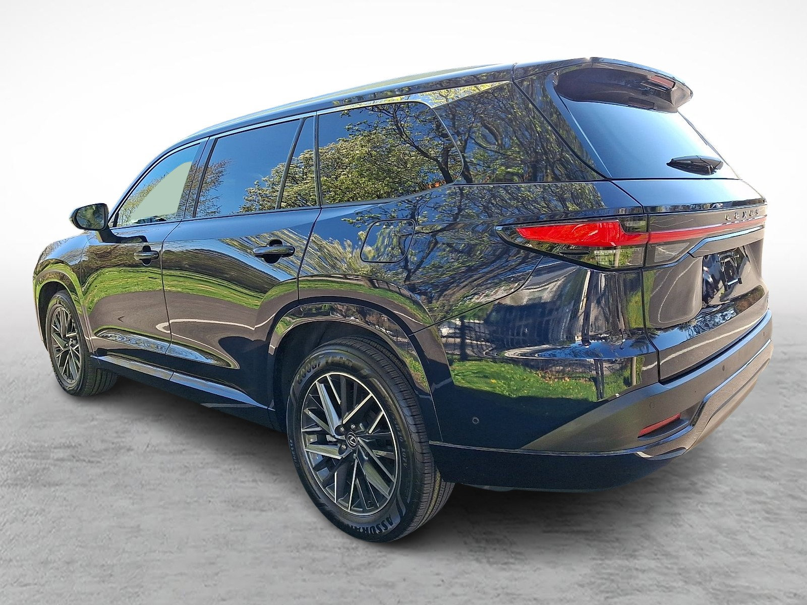 Used 2024 Lexus TX 350 AWD w/ Technology Package image 4