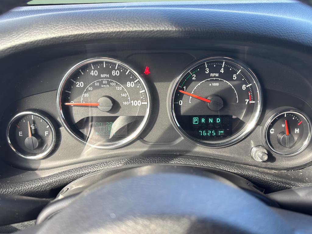 Used 2015 Jeep Wrangler Unlimited Sport w/ Quick Order Package 24S image 28