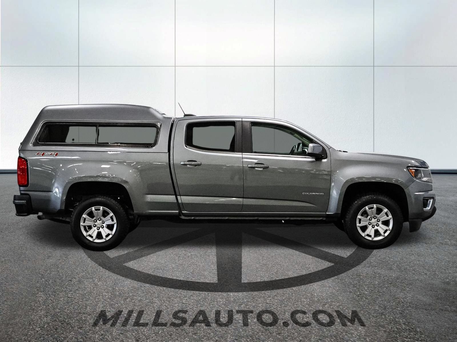 Used 2019 Chevrolet Colorado LT w/ LT Convenience Package AWD/4WD image 9