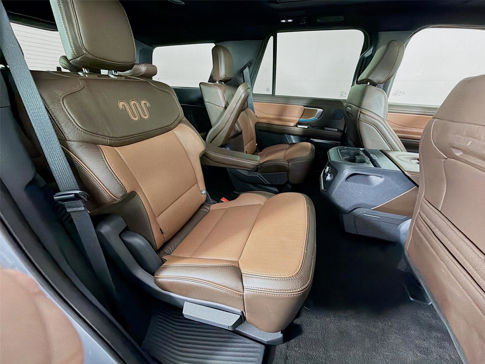 Used 2025 Ford Expedition King Ranch image 30