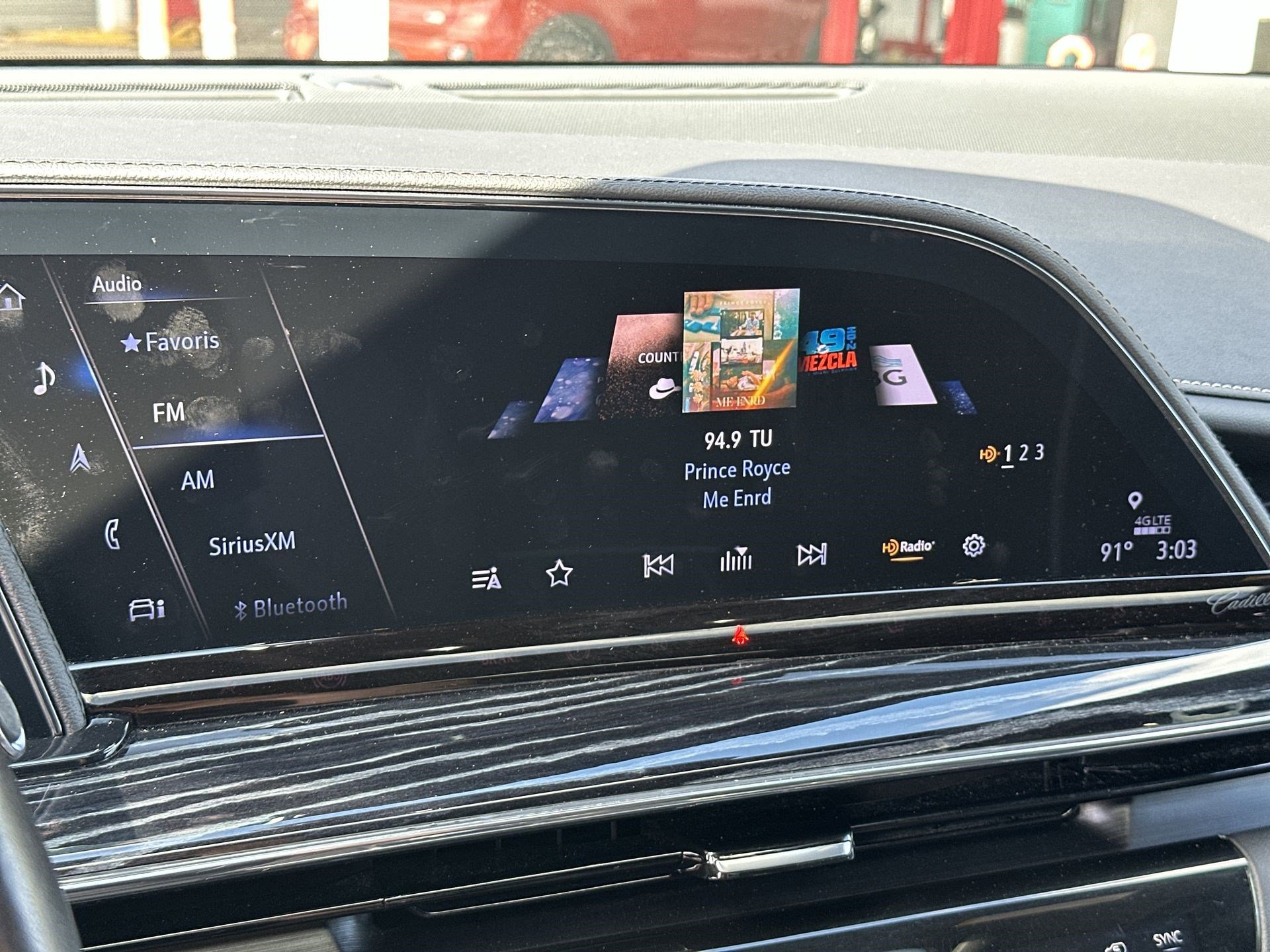 Used 2022 Cadillac Escalade Sport w/ Touring Package image 12