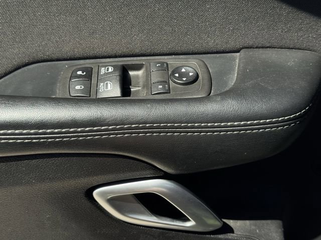 Used 2021 Dodge Challenger SXT w/ Blacktop Package image 9