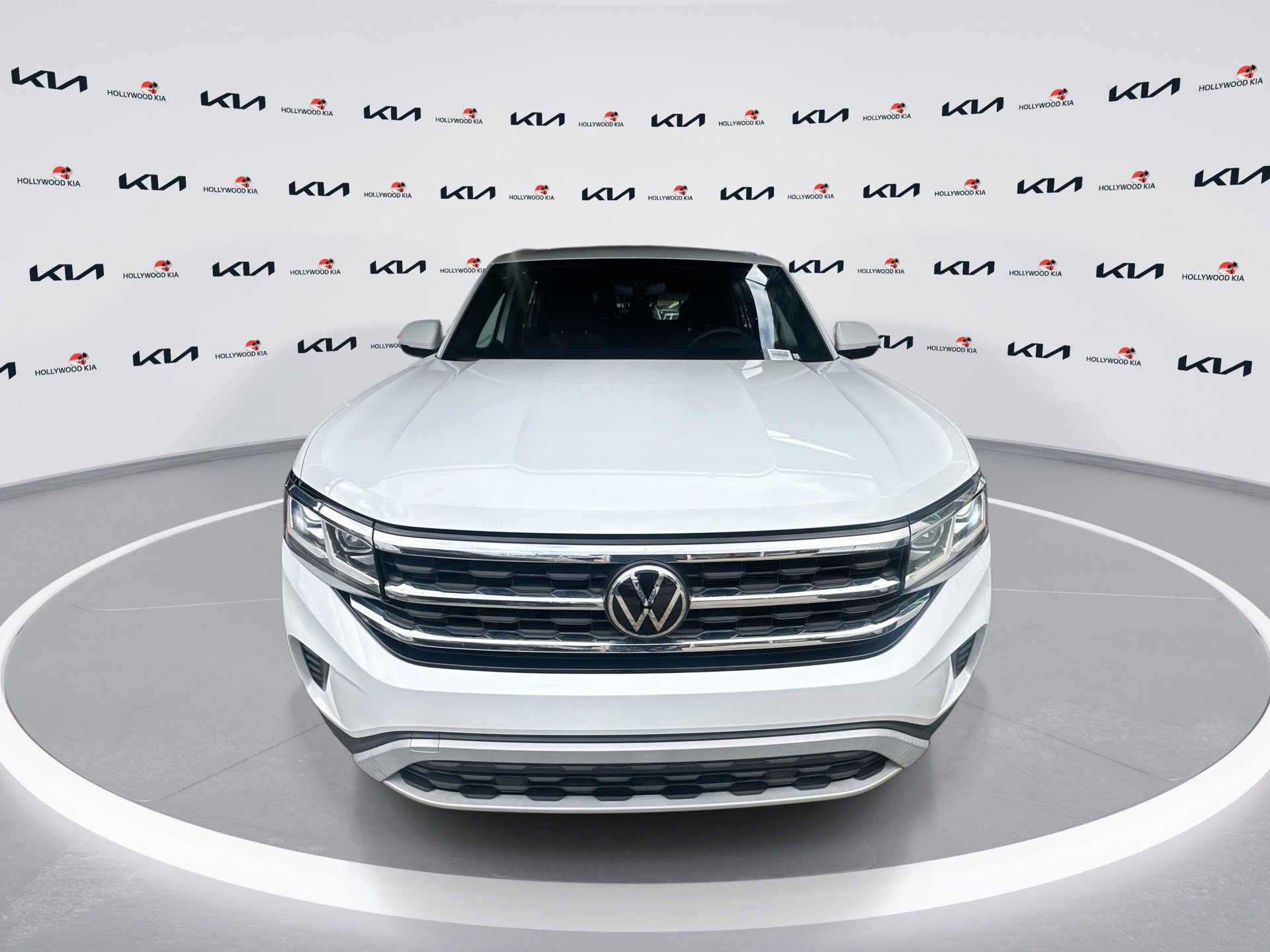 Used 2021 Volkswagen Atlas Cross Sport S image 3