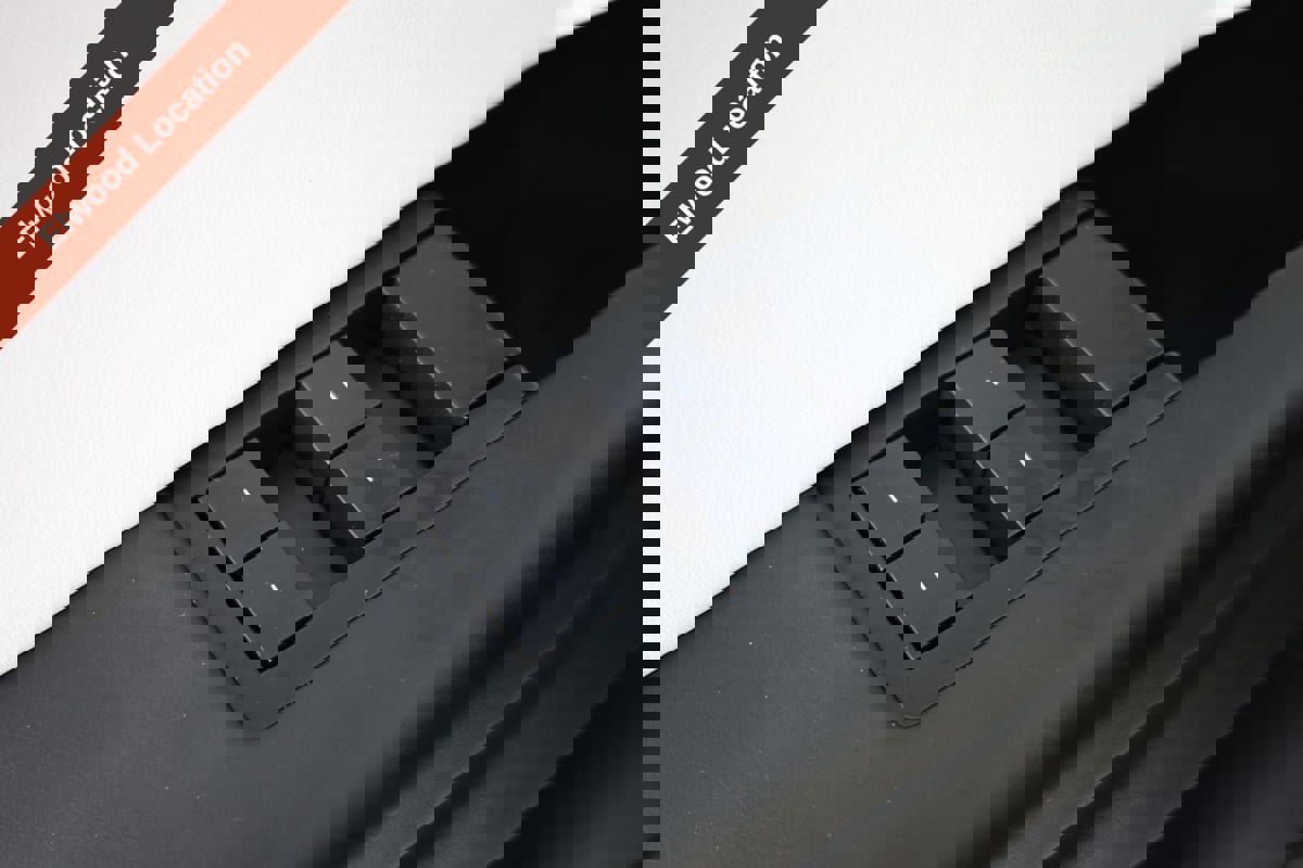 Used 2024 Tesla Cybertruck AWD Crew Cab image 21