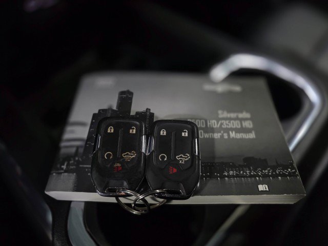 Used 2022 Chevrolet Silverado 3500 LTZ image 43