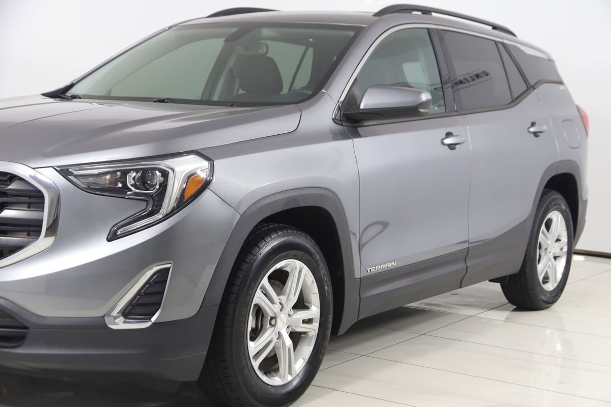 Used 2018 GMC Terrain SLE w/ Driver Convenience Package FWD image 46
