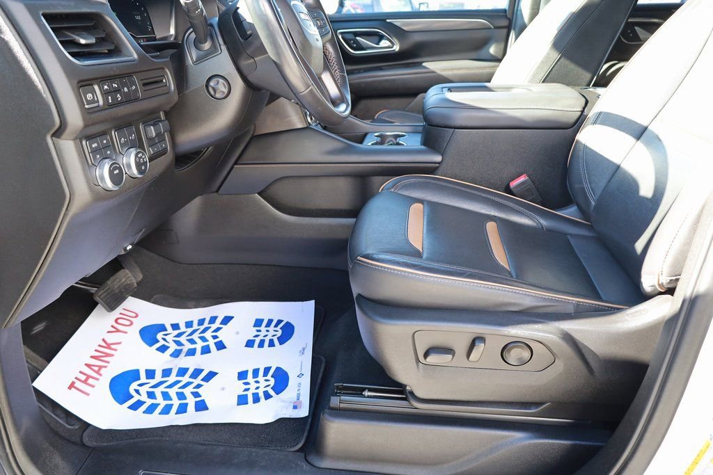 Used 2022 GMC Yukon AT4 w/ Max Trailering Package image 11