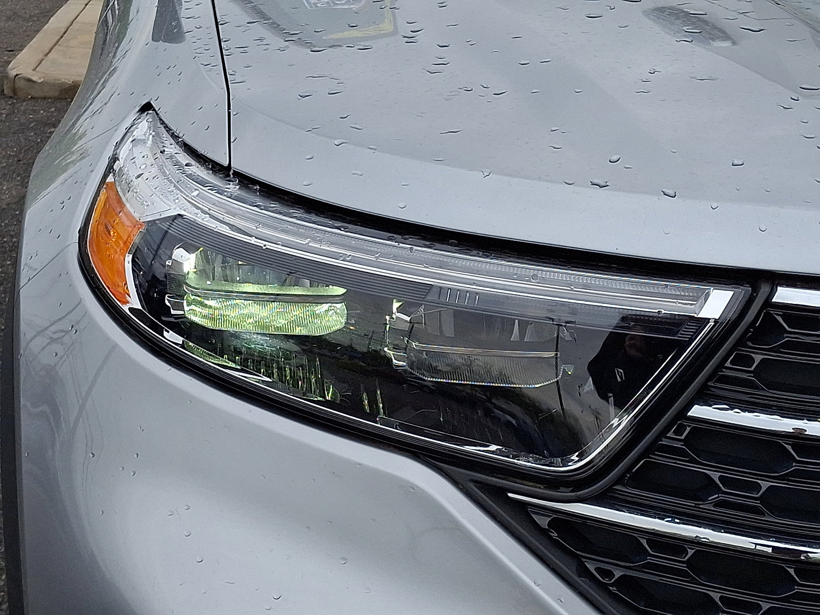 Certified 2023 Ford Explorer XLT image 9