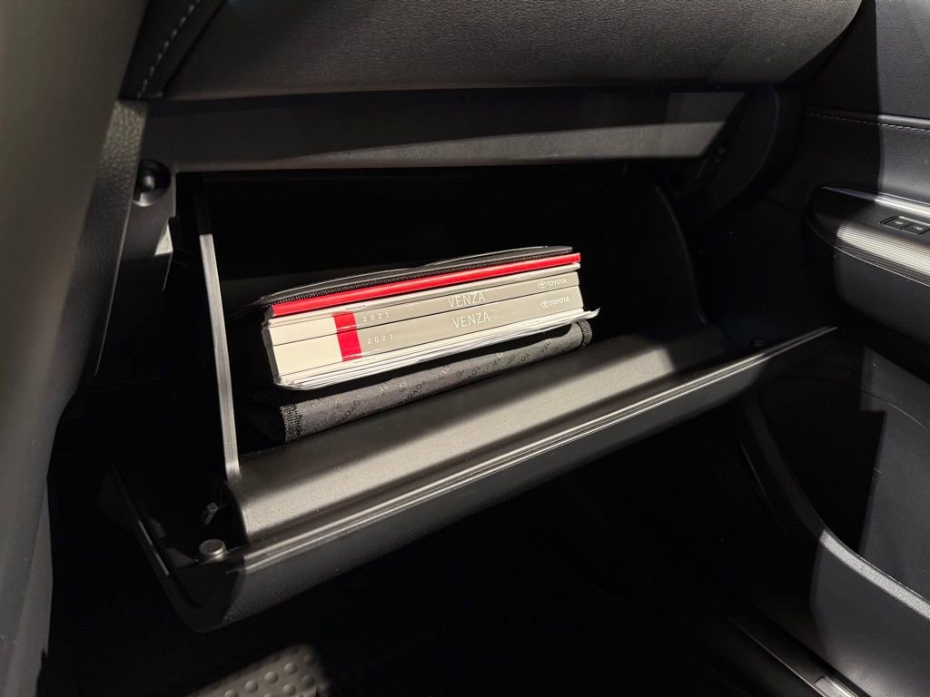 Certified 2021 Toyota Venza Limited w/ Advanced Technology Package AWD/4WD image 32