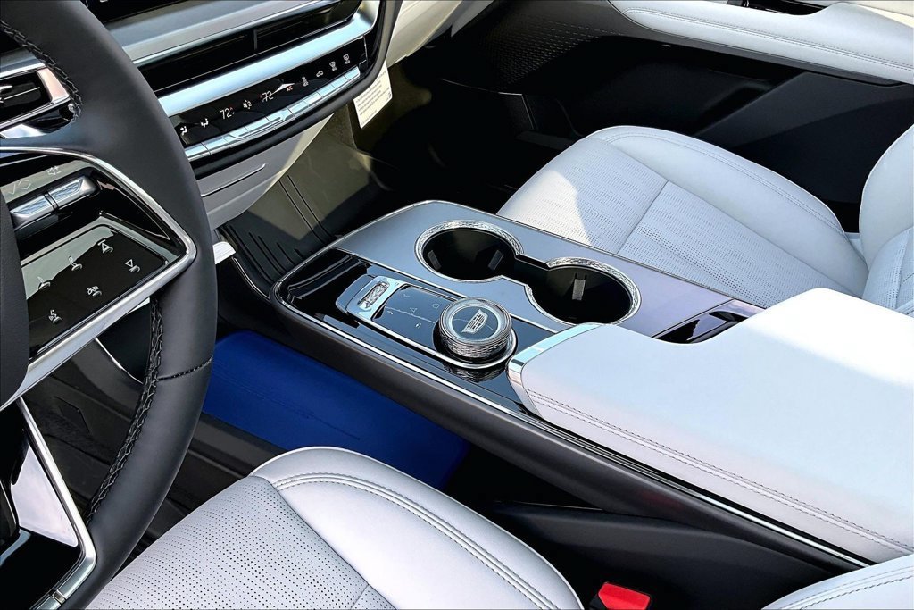 New 2027 Cadillac Lyriq Sport RWD image 8