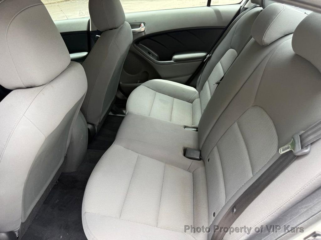 Used 2017 Kia Forte LX FWD image 11