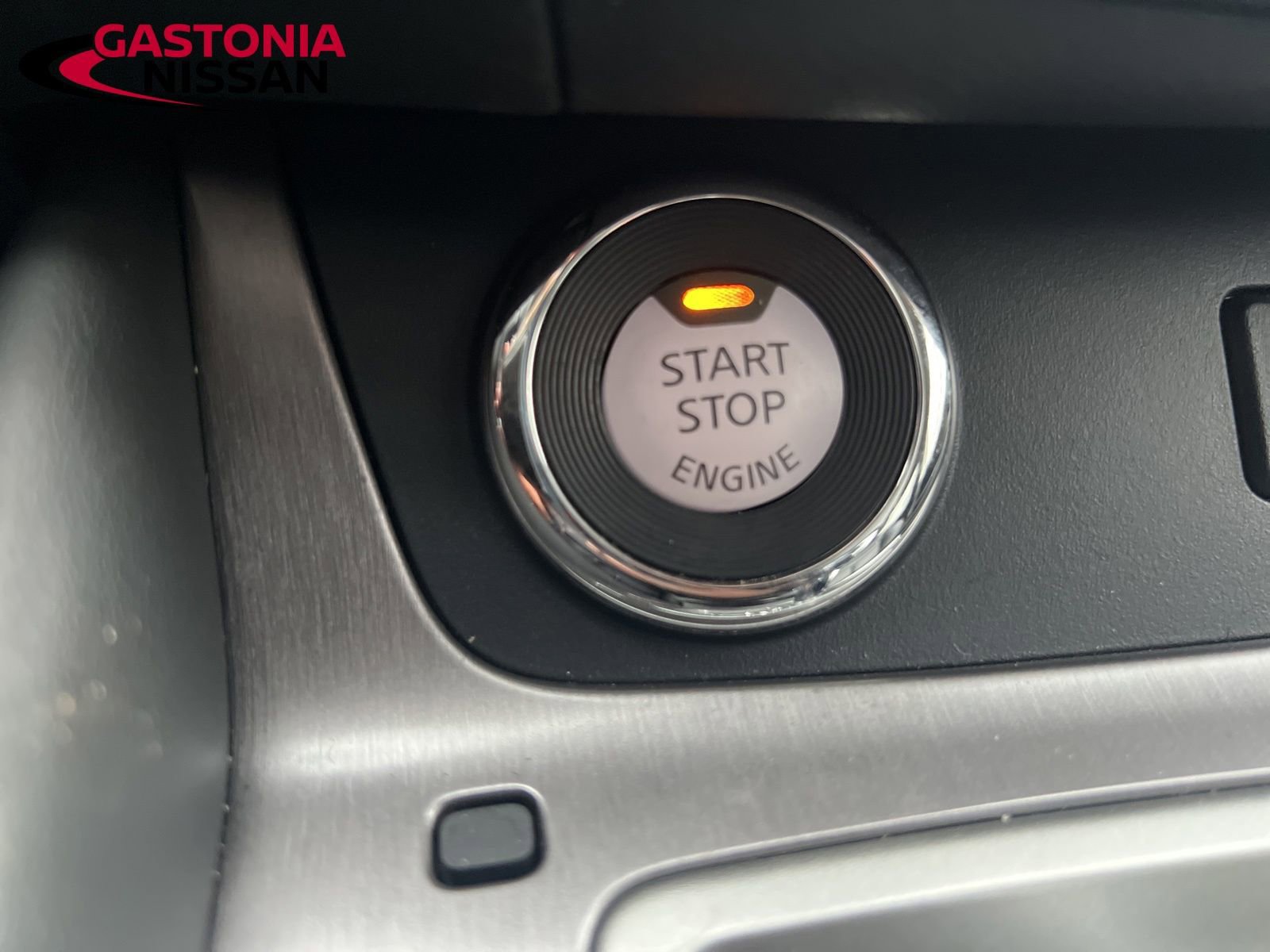 Used 2024 Nissan Murano SV w/ SV Midnight Edition Package image 43