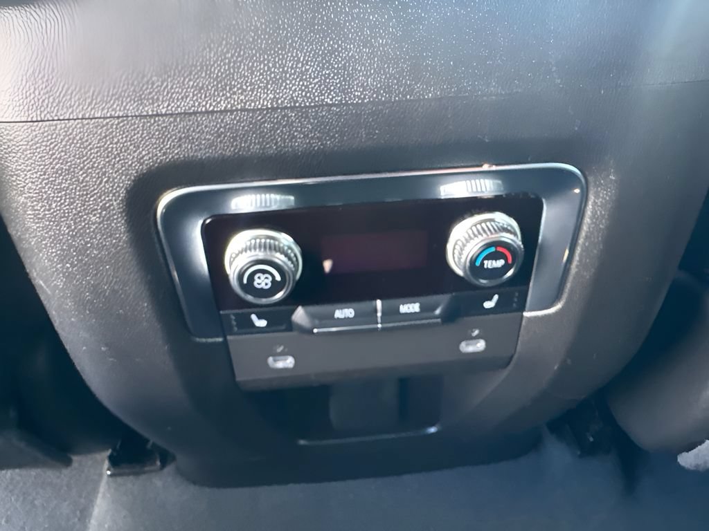 Used 2023 GMC Yukon Denali w/ LPO, Floor Liner Package AWD/4WD image 18