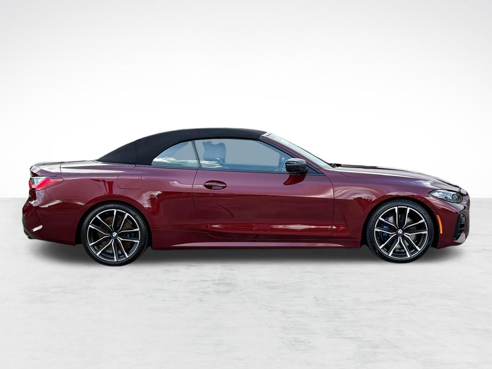 Used 2022 BMW M440i Convertible w/ Premium Package image 8