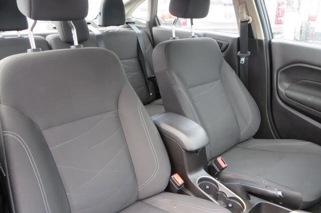 Used 2019 Ford Fiesta SE image 26