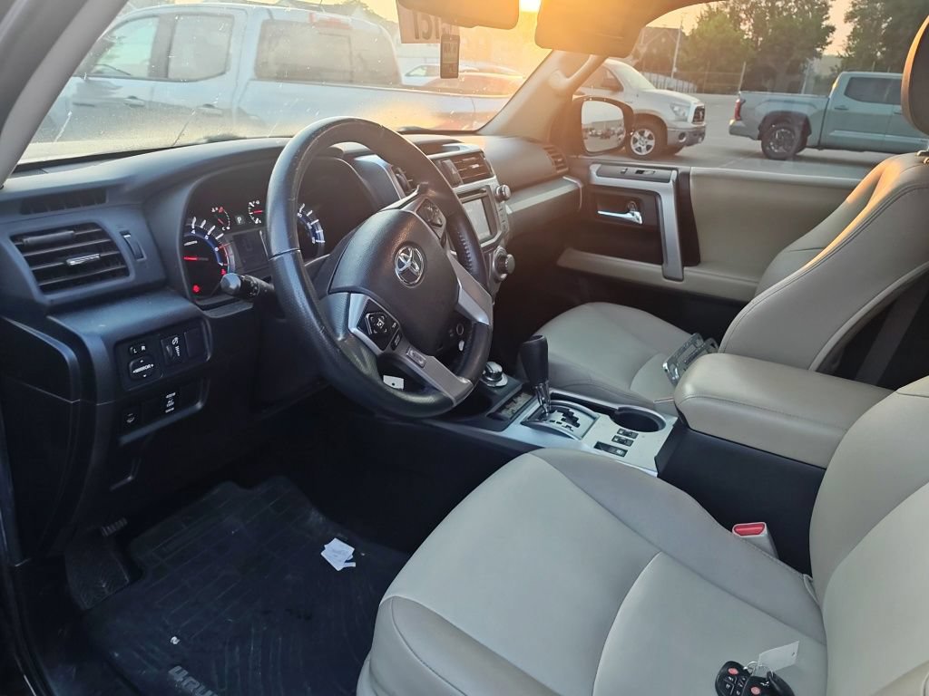 Used 2016 Toyota 4Runner SR5 Premium AWD/4WD image 8